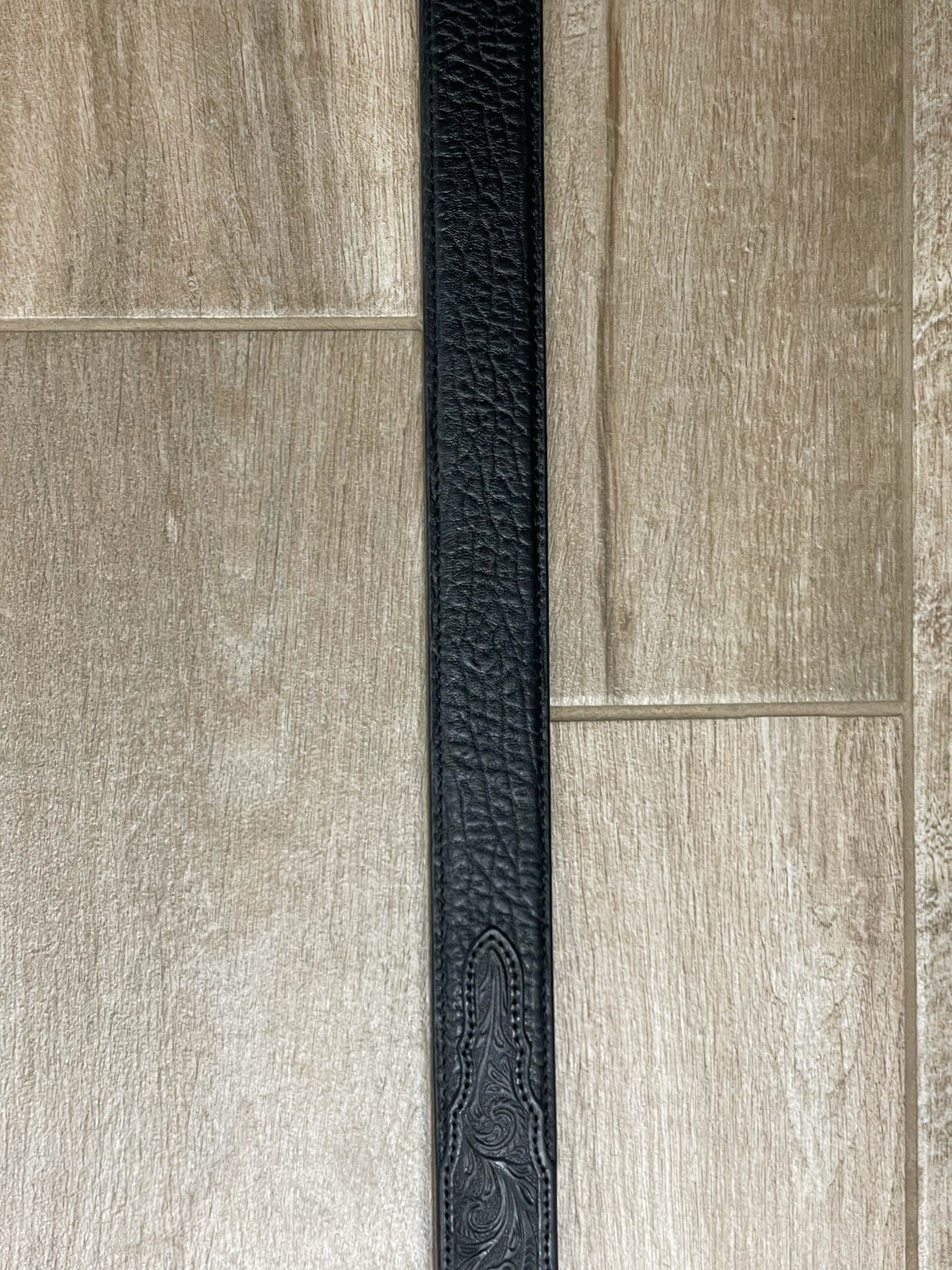 Nocona Men's 1.5" Black Bullhide Belt with Floral Embossing - Korvel