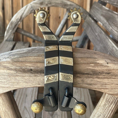 Elegant Black Engraved Spurs with Silver Accents - Korvel