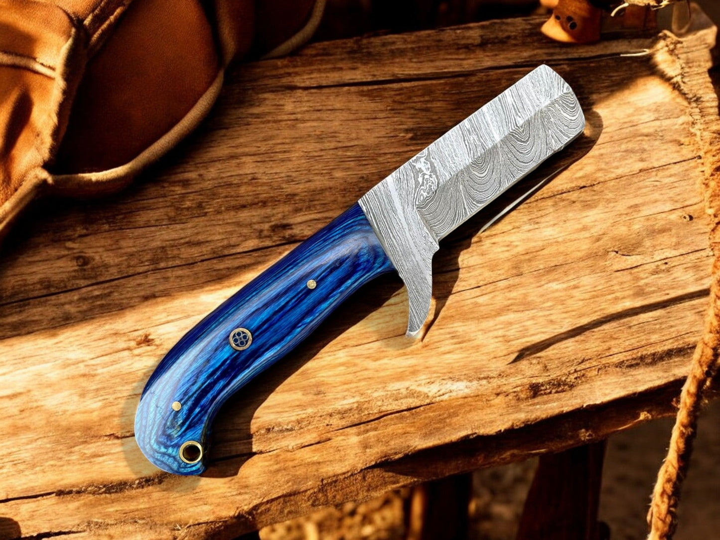 Custom Bull Cutter Knife - Premium Damascus Steel Blade - Korvel