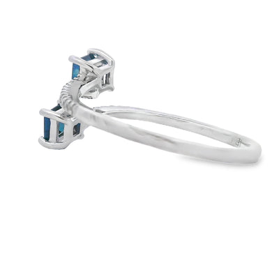 Bague en diamant saphir naturel de 0,61 ct en or blanc 14KT
