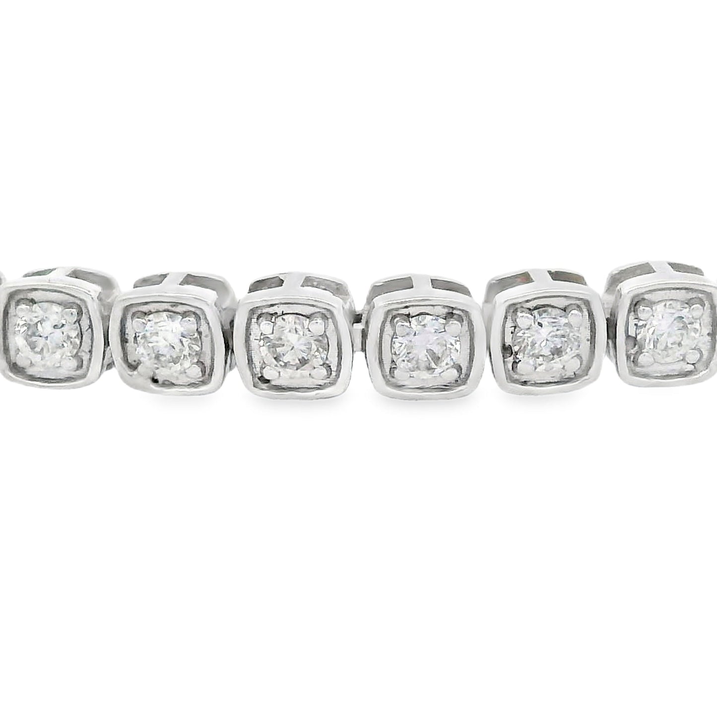 Lab Grown Diamond Tennis Bracelet in 10KT White Gold