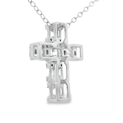 Pendentif croix en diamant de 0,50 ct en or blanc 10KT