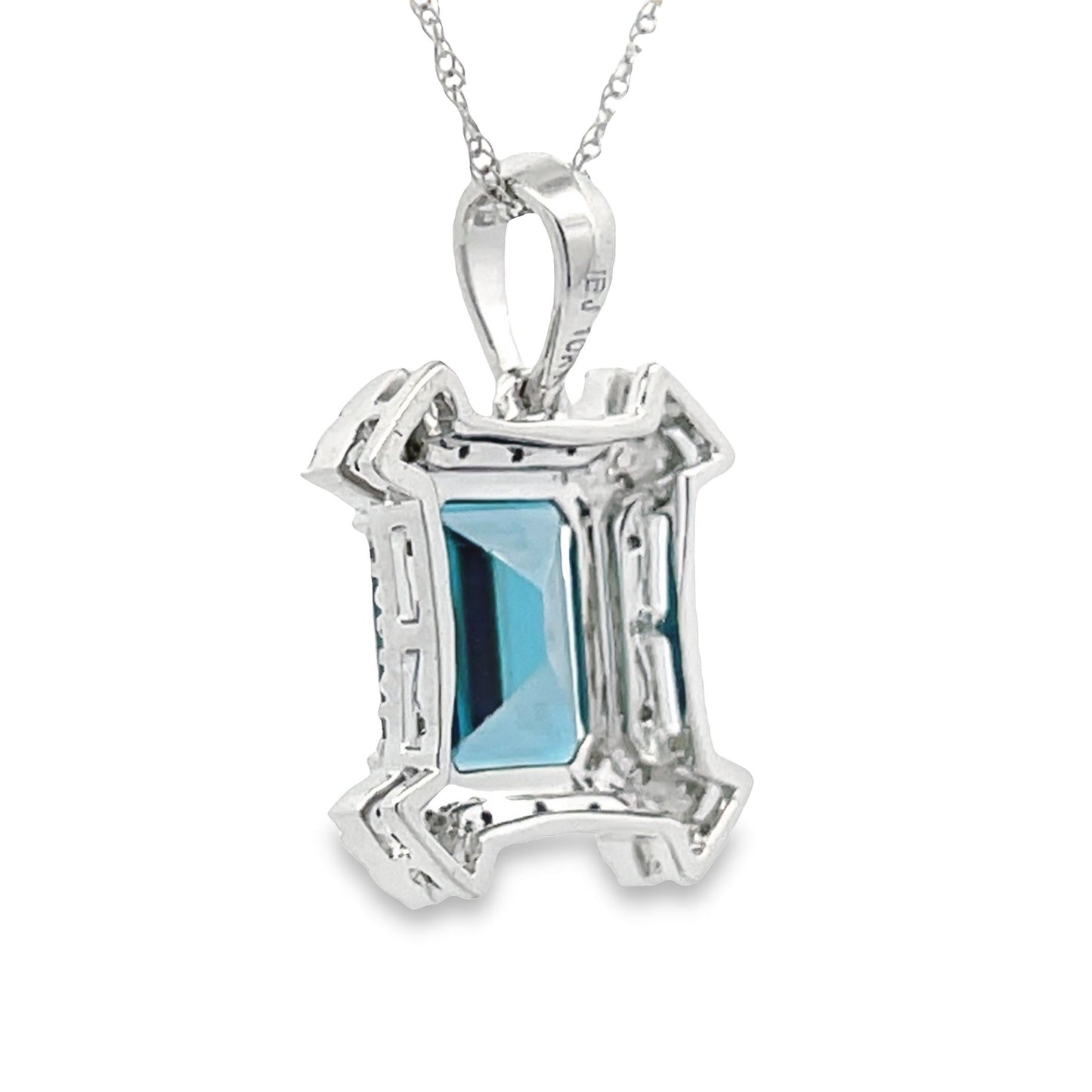 Colgante de Topacio Azul Londres en Oro Blanco de 10KT