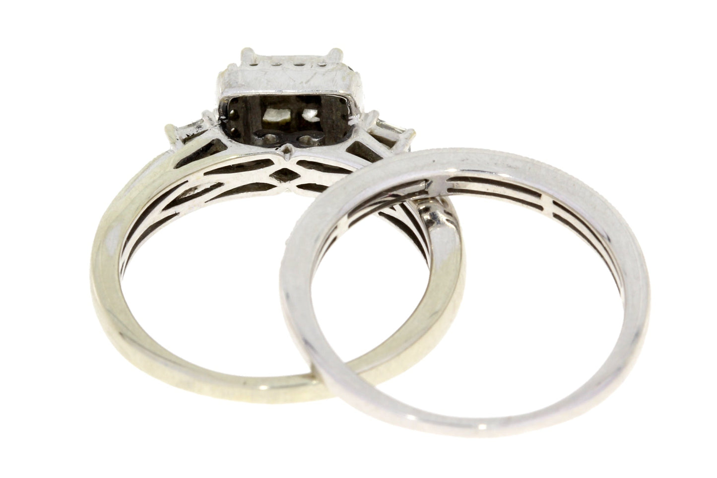 1.00ct Diamond Engagement Ring Set in 10KT White Gold