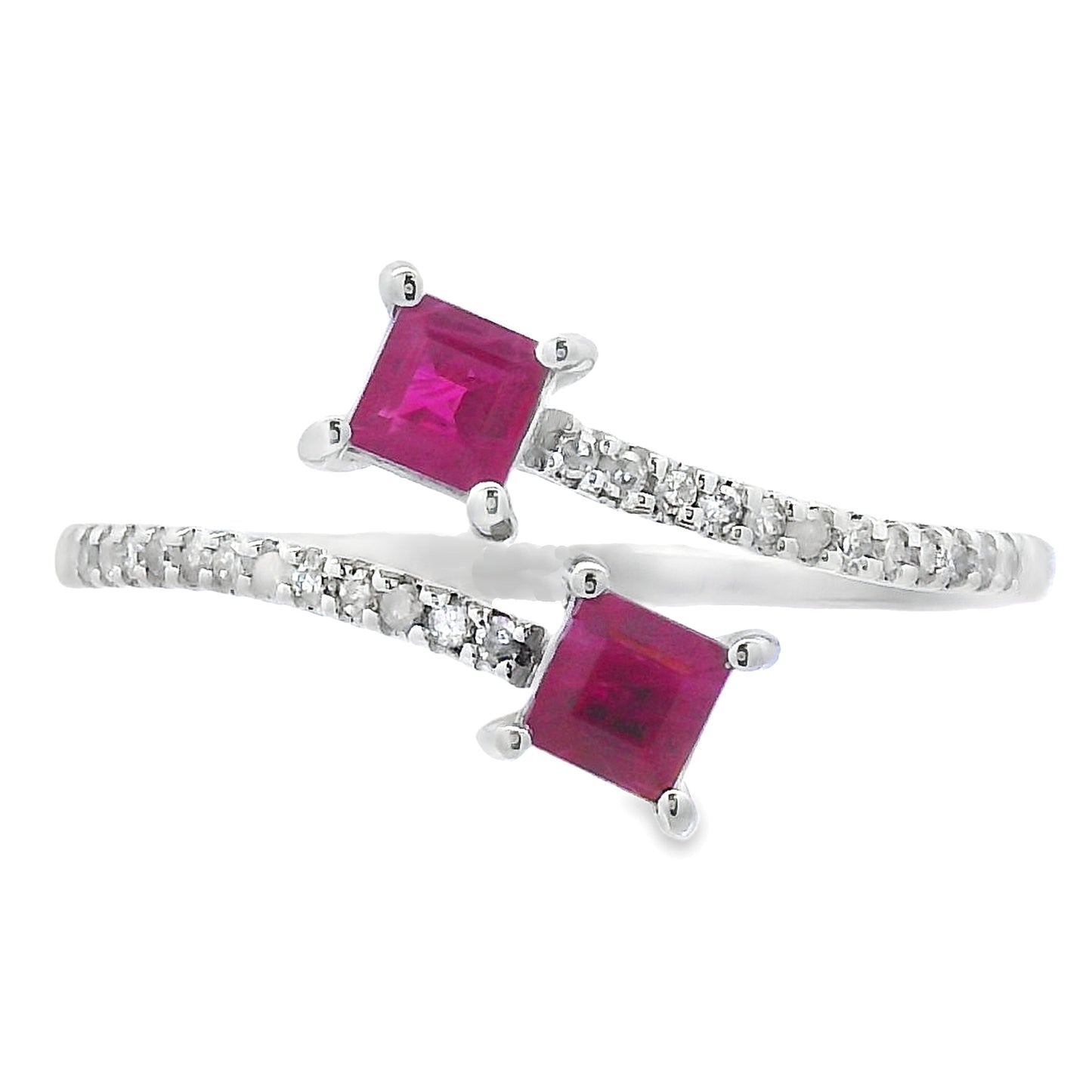 Anillo de Rubí y Diamante en Oro Blanco de 14KT
