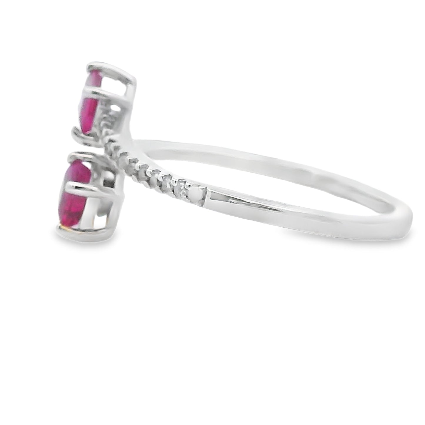 Anillo de Rubí y Diamante en Oro Blanco de 14KT