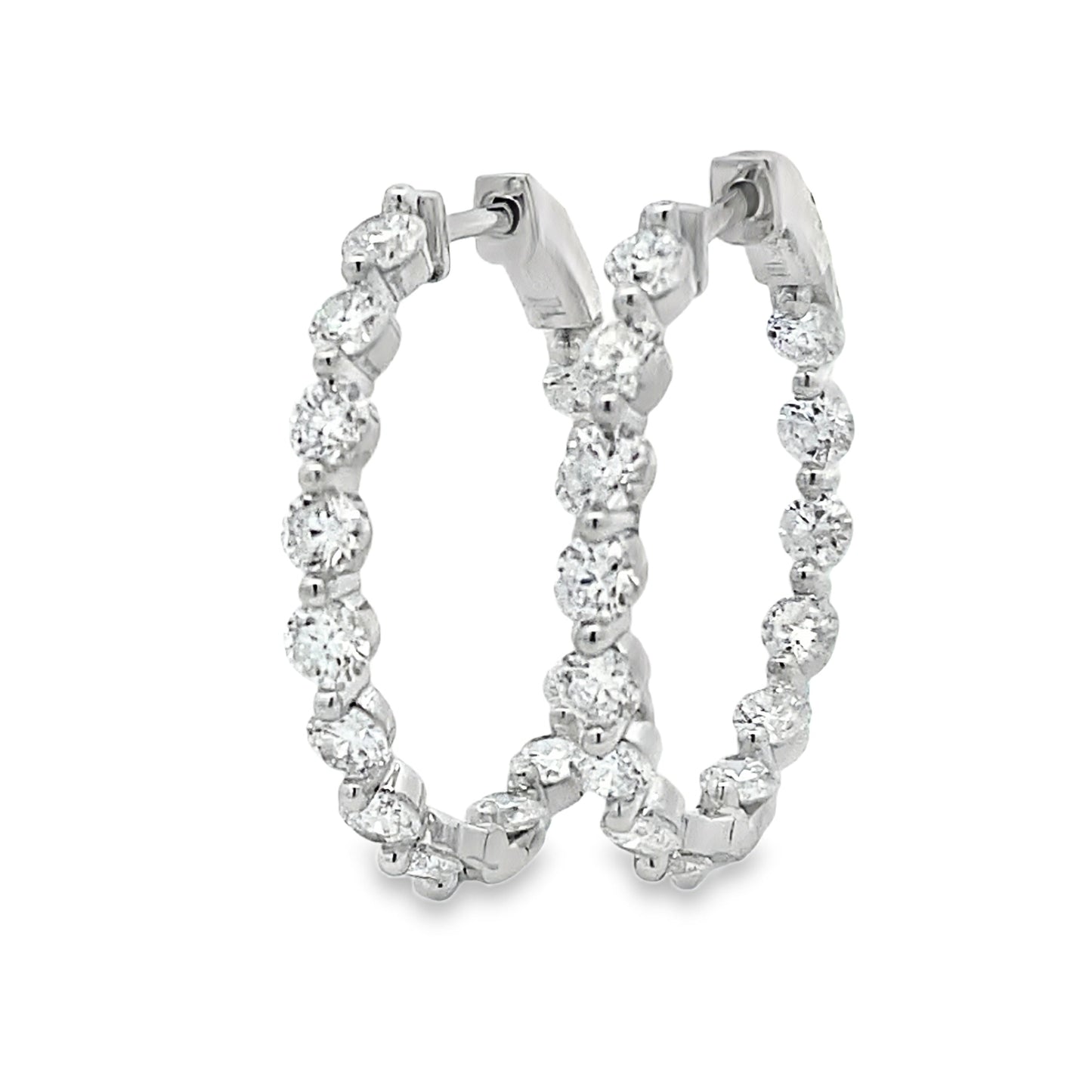 Pendientes de aro de diamante cultivado en laboratorio de 3.10ct en plata esterlina