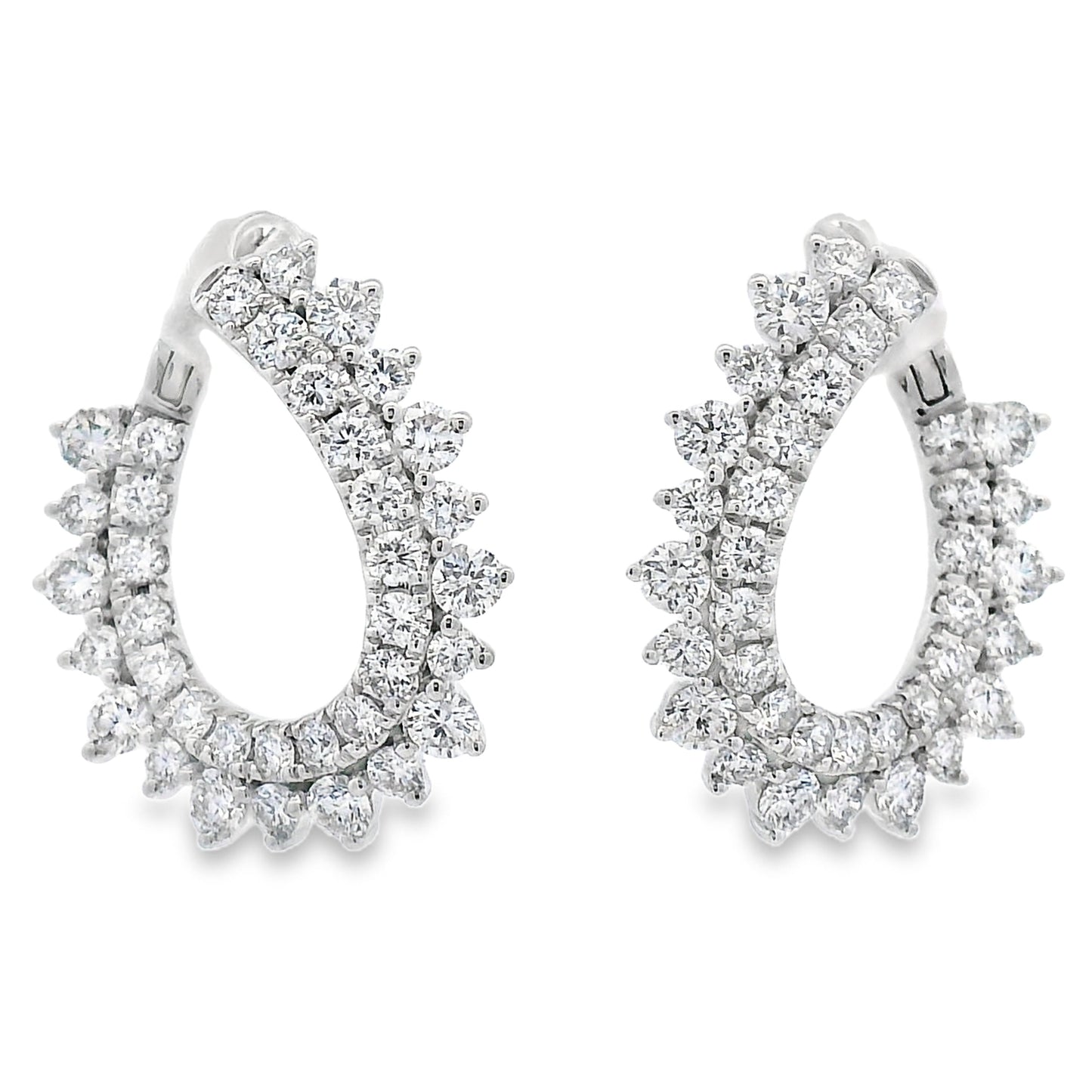 Pendientes de aro de diamantes cultivados en laboratorio de 1.50 ct en oro blanco de 14 quilates