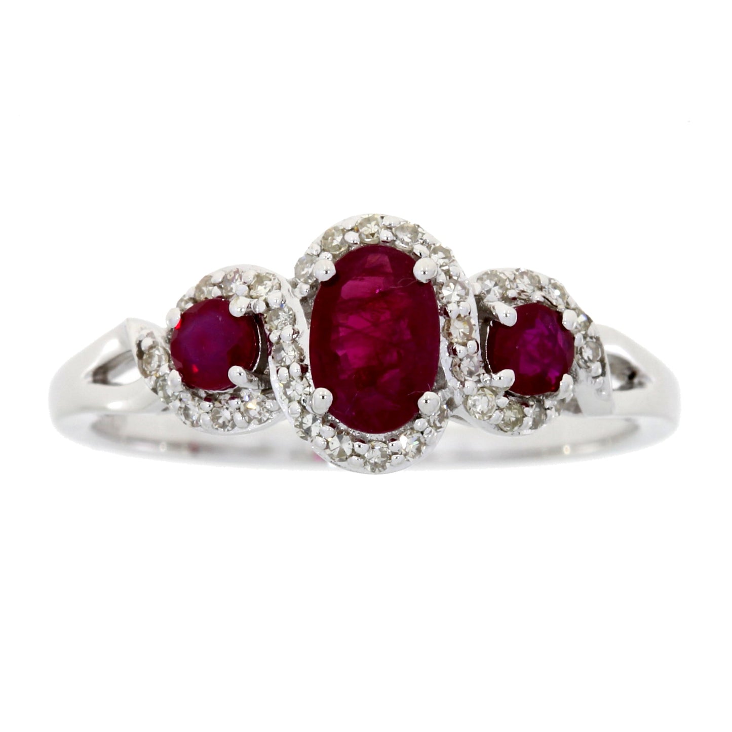 Anillo de 3 piedras con rubí y diamantes de 1.04ct en oro blanco de 14KT