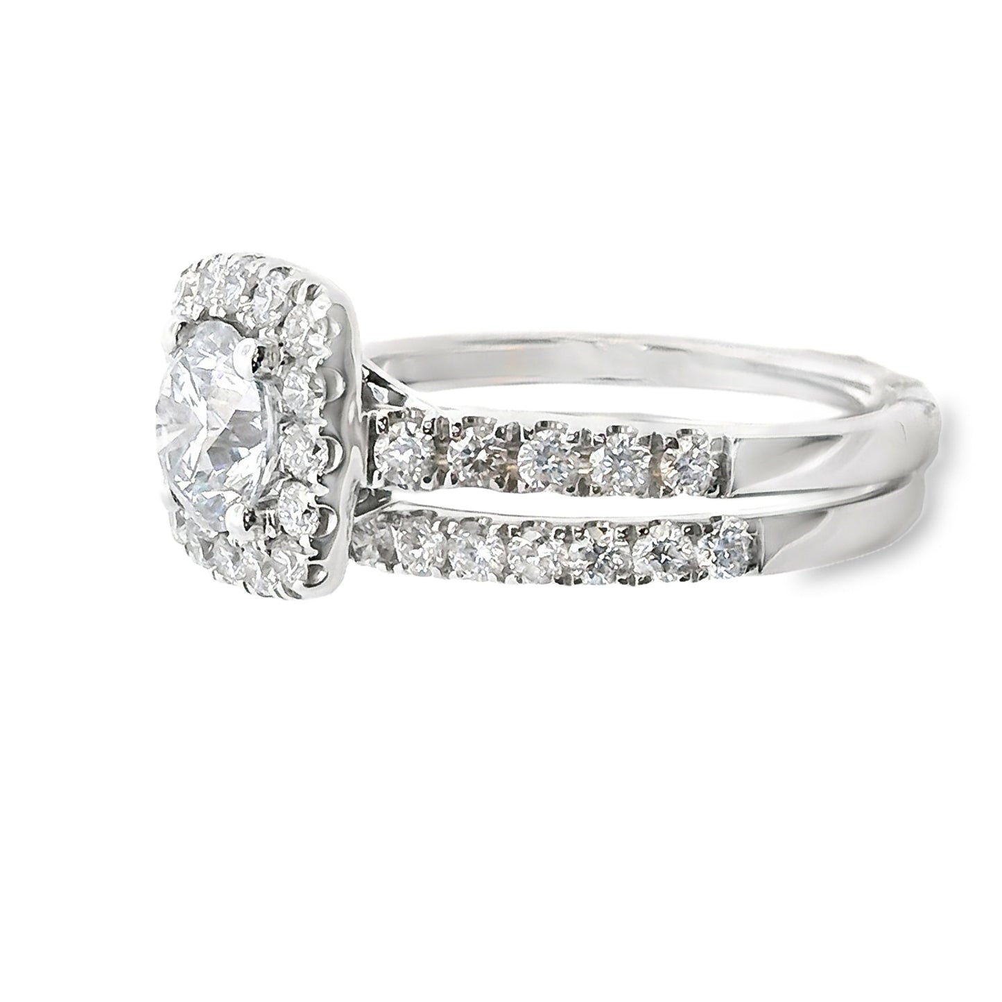 Lab Grown Diamond Engagement Ring Set in 10KT White Gold