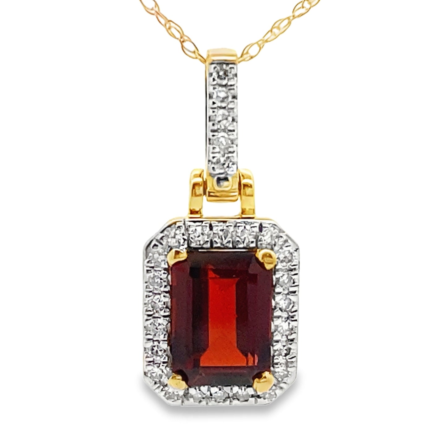 Colgante de Granate y Diamante de 1.31ct en Oro Amarillo de 10KT