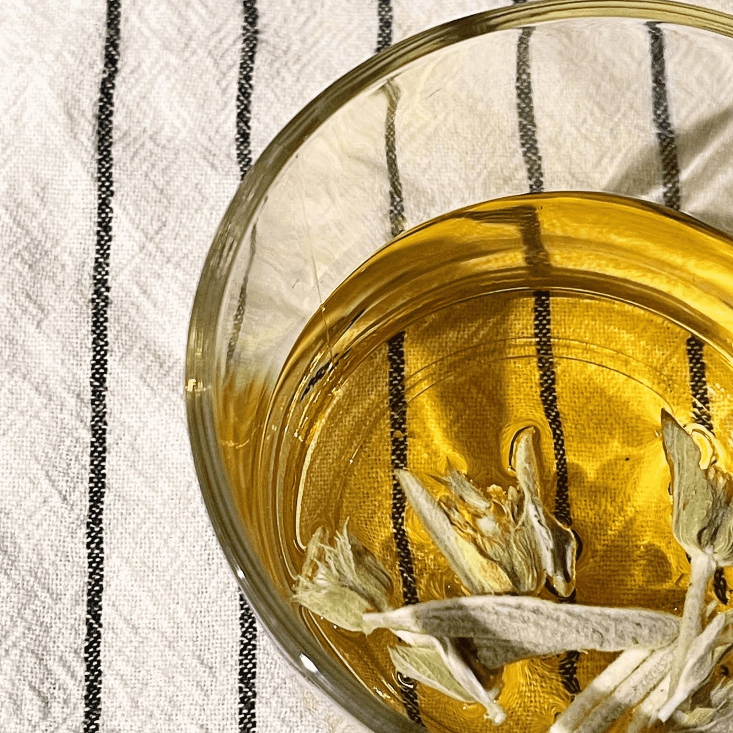 Greek Mountain Tea with Sage & Lemon Verbena – Immune-Boosting Herbal Blend
