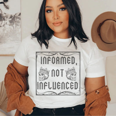 Camiseta Informado, no Influenciado