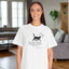 Camiseta Inspiradora de Gato - Abraza la Luz del Sol