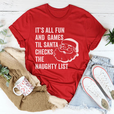 Todo es diversión y juegos hasta que Santa revise la lista de los niños traviesos.