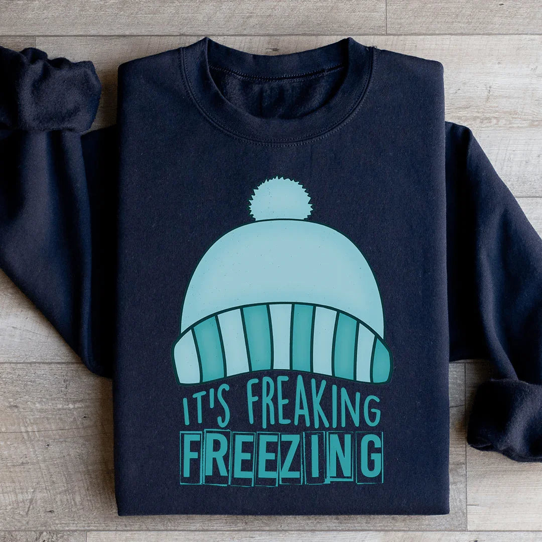 Sudadera con la frase "Hace muchísimo frío"