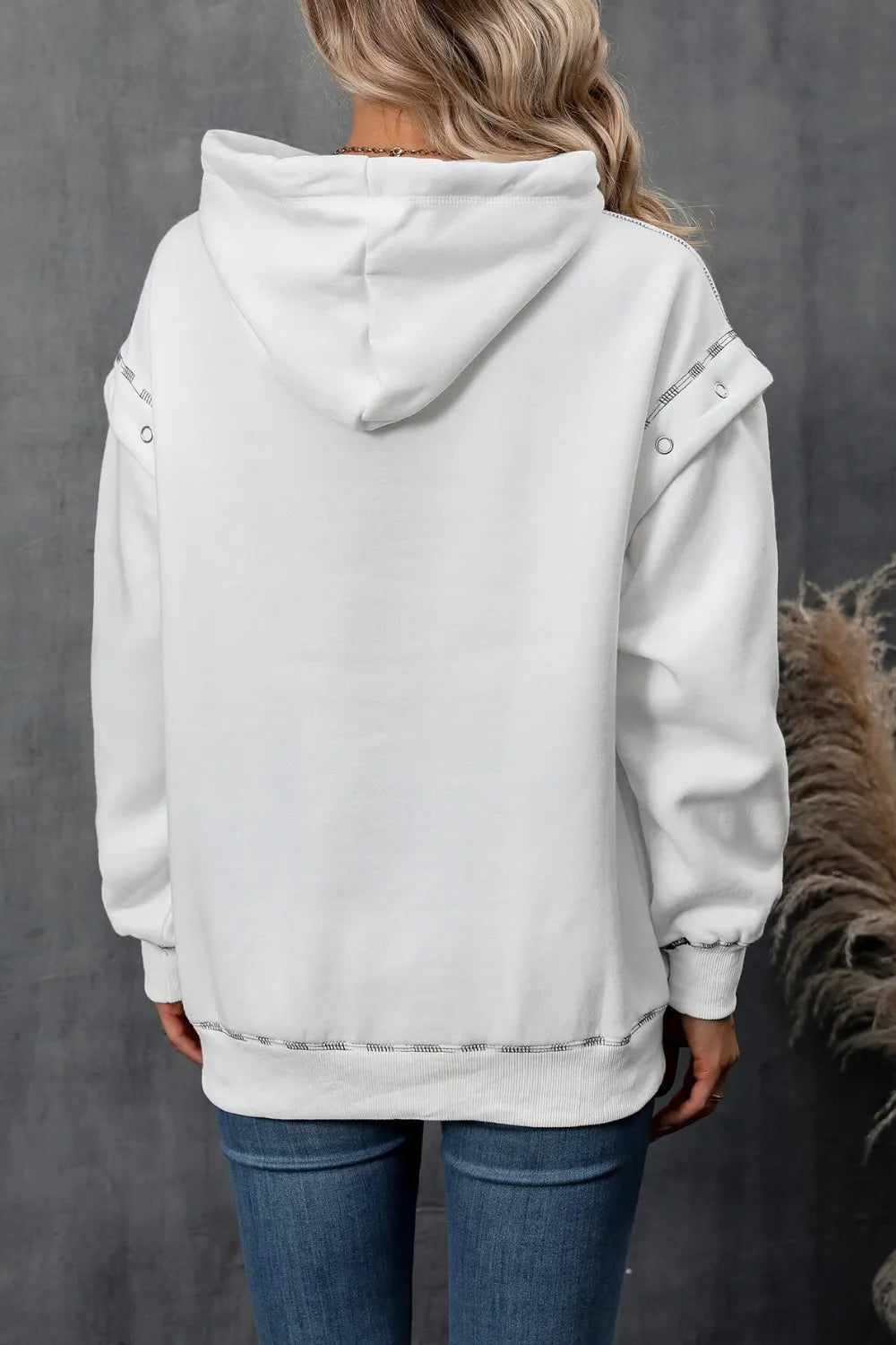 Hoodie à poche kangourou avec cordon de serrage Ivy Lane