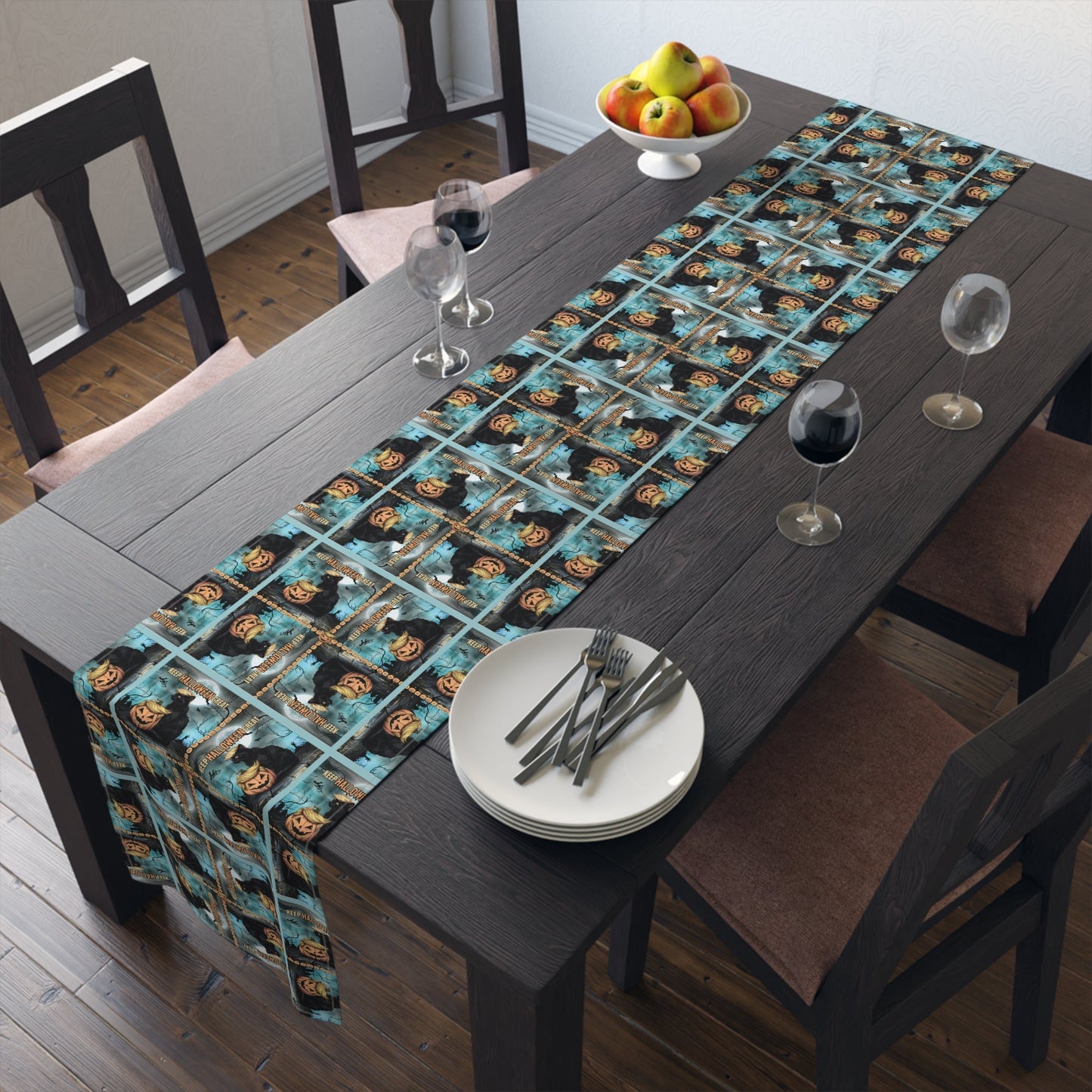 Enchanting Halloween Table Runner for Spooky Celebrations - Korvel
