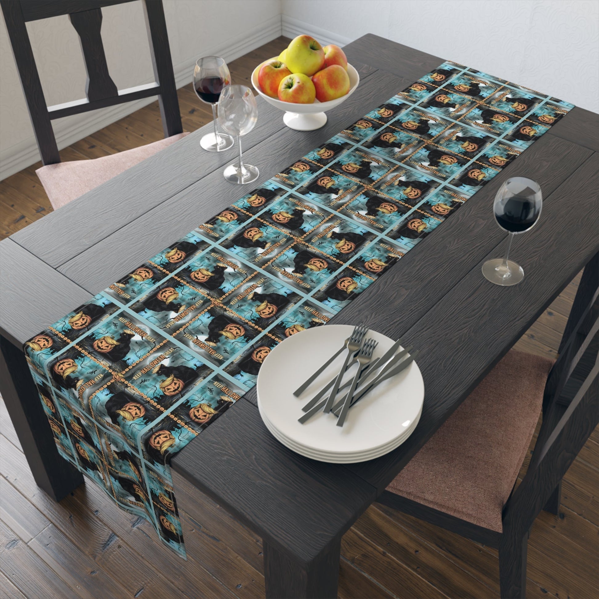 Enchanting Halloween Table Runner for Spooky Celebrations - Korvel