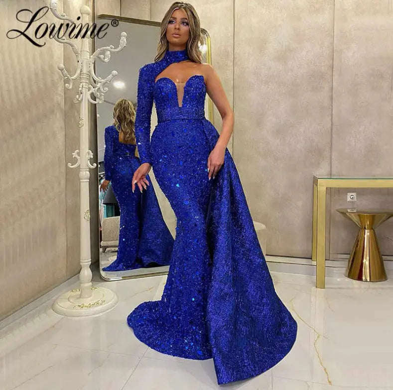 Vestido de fiesta elegante con lentejuelas y mangas largas