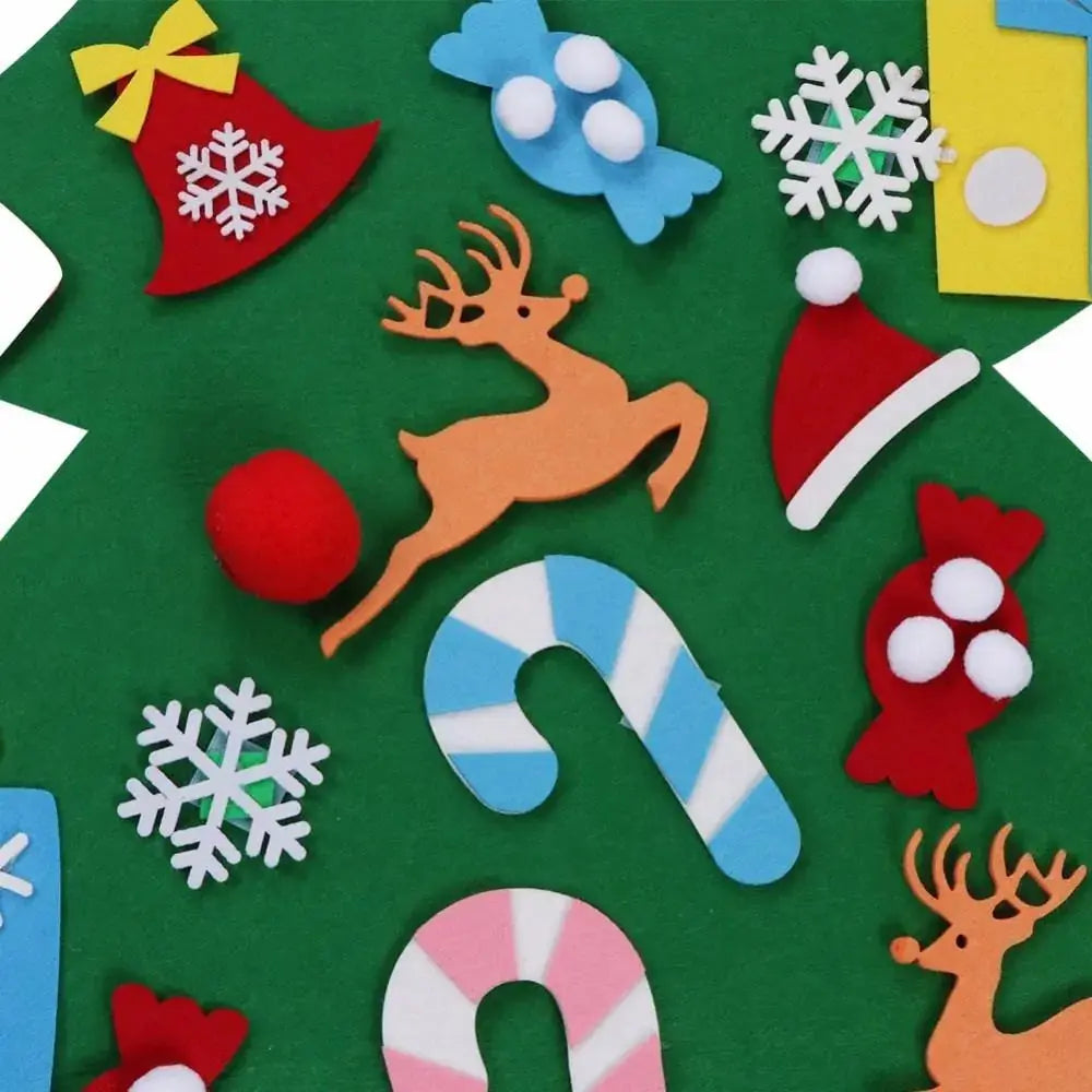 Mon Premier Sapin de Noël - Une Décoration de Fête Prisée
