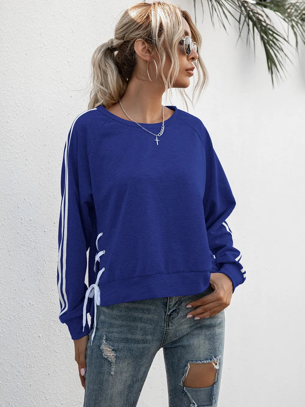 Sweatshirt à col rond à lacets à manches longues