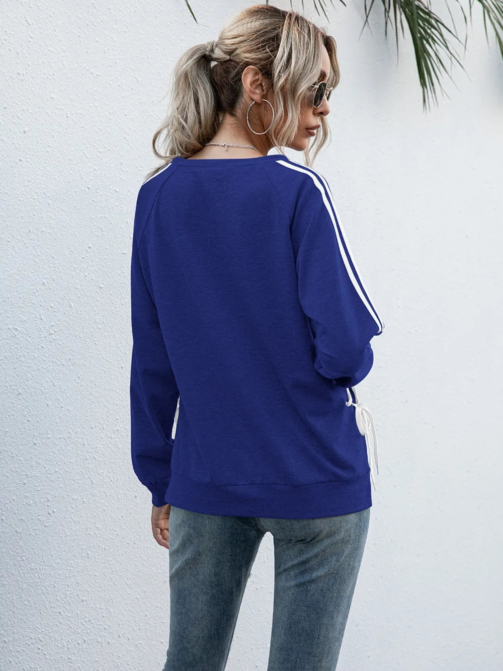 Sweatshirt à col rond à lacets à manches longues