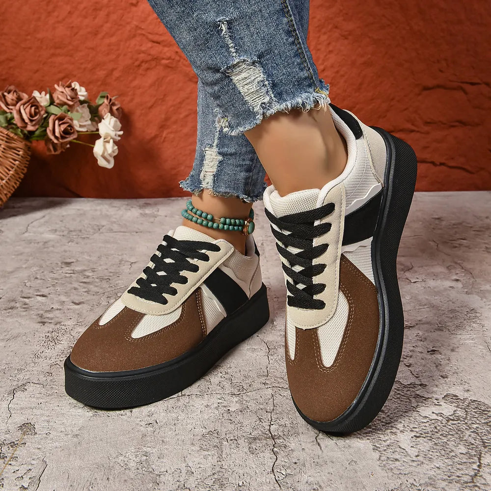 Lace Up Round Toe Contrast Sneakers - Korvel