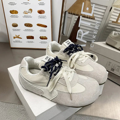 Lace Up Round Toe Flat Sneakers - Korvel