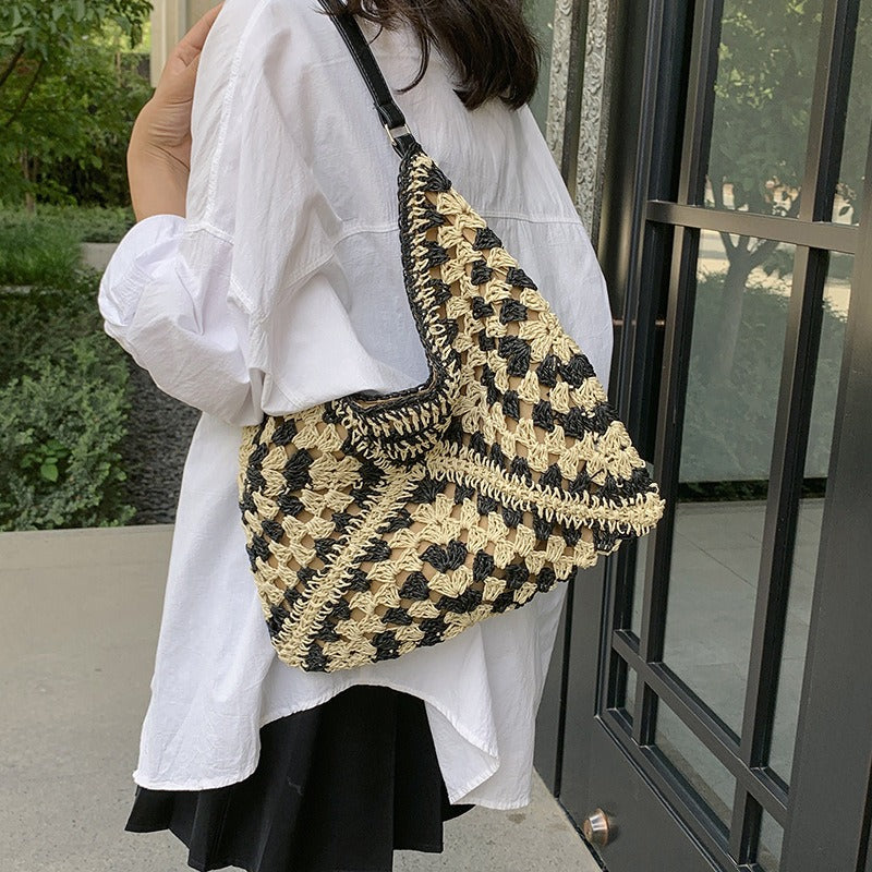 Large capacity woven bag, women's new fashionable single shoulder grass woven bag - Korvel