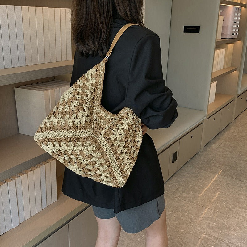 Large capacity woven bag, women's new fashionable single shoulder grass woven bag - Korvel