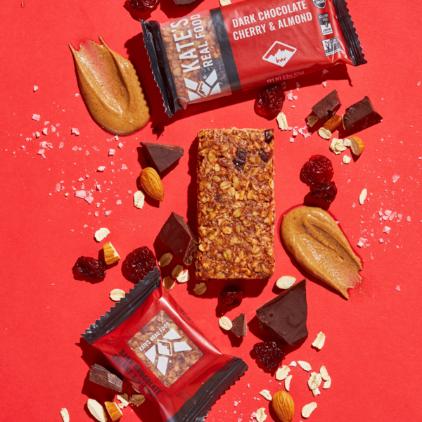 Barra de Snack Orgánica de Kate's Real Food - Chocolate Oscuro, Cereza y Almendra