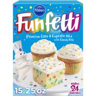 Mezcla para pastel Pillsbury Funfetti con trocitos de caramelo, 15.25 oz