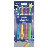 Cepillos de dientes suaves Oral-B para niños con diseño espacial