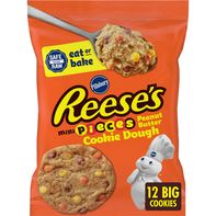 Pâte à biscuits Pillsbury prête à cuire avec des morceaux de REESE'S MINI PIECES
