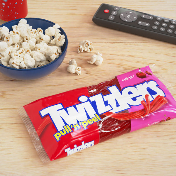Caramelo de Regaliz de Cereza TWIZZLERS Pull 'N' Peel - 14 oz