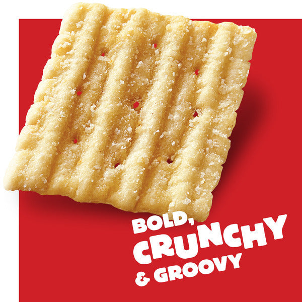 Cheez-It Grooves Sharp White Cheddar Crackers, 9 oz