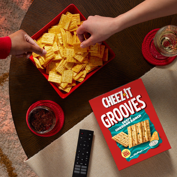 Cheez-It Grooves Zesty Cheddar Ranch Crackers, 9 oz
