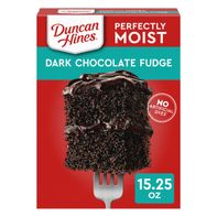 Duncan Hines Pastel de Chocolate Oscuro Perfectamente Húmedo