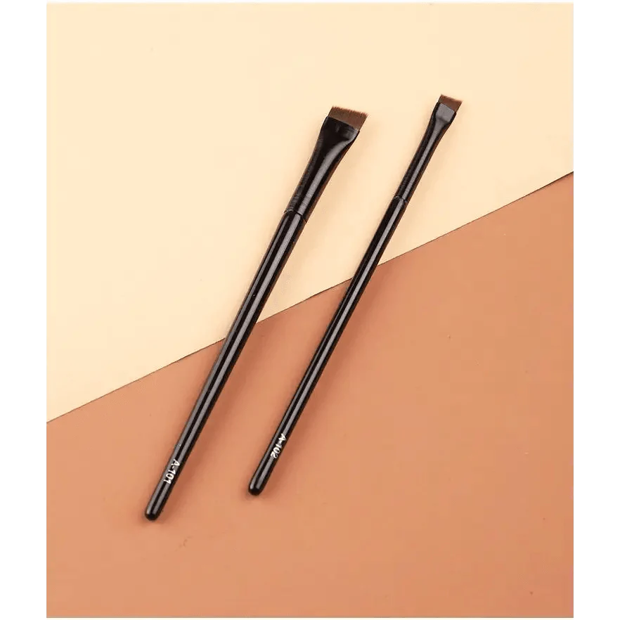 Lavish Style Angled Eyebrow and Eyeliner Brush
