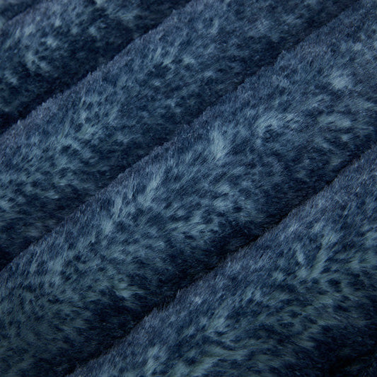 Tela de zorro ártico Nightfall Luxe Cuddle - 58"/60" por yarda