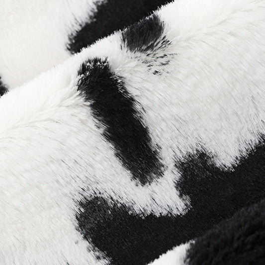 Tissu Luxe Cuddle Cow Snow/Noir - 58"/60" par Yard