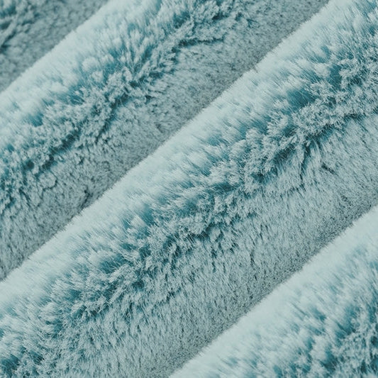 Tela de foca bebé helada Luxe Cuddle en color teal - 58"/60" por yarda