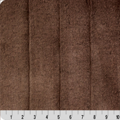 Tela Luxe Cuddle Iced Sydney de Chocolate Caliente - 58"/60" por Yarda