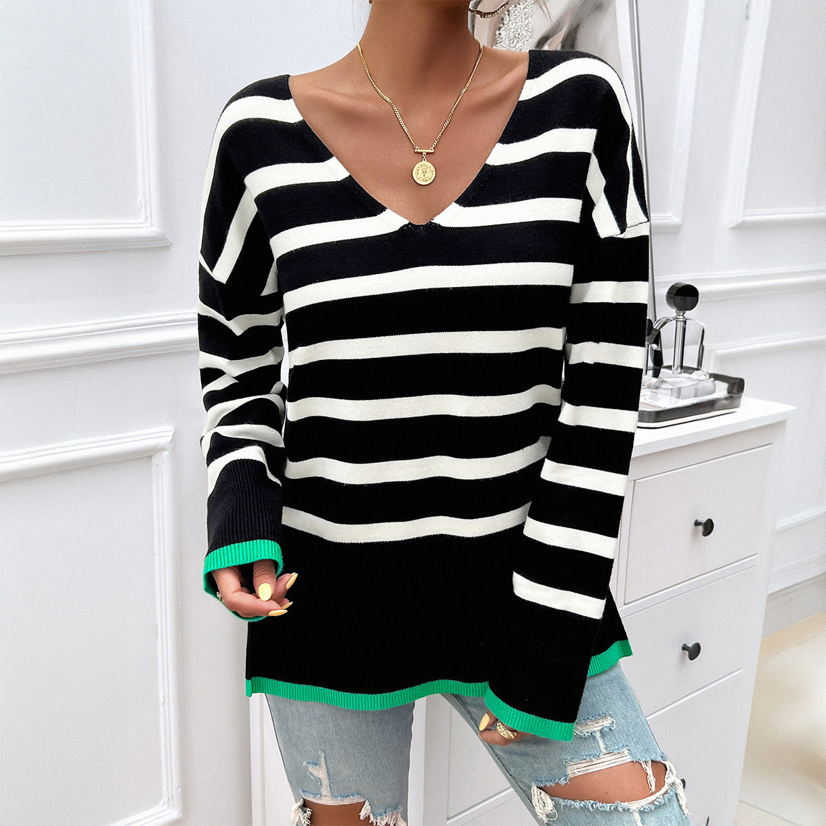 Leisure vacation style contrasting striped long sleeved sweater - Korvel