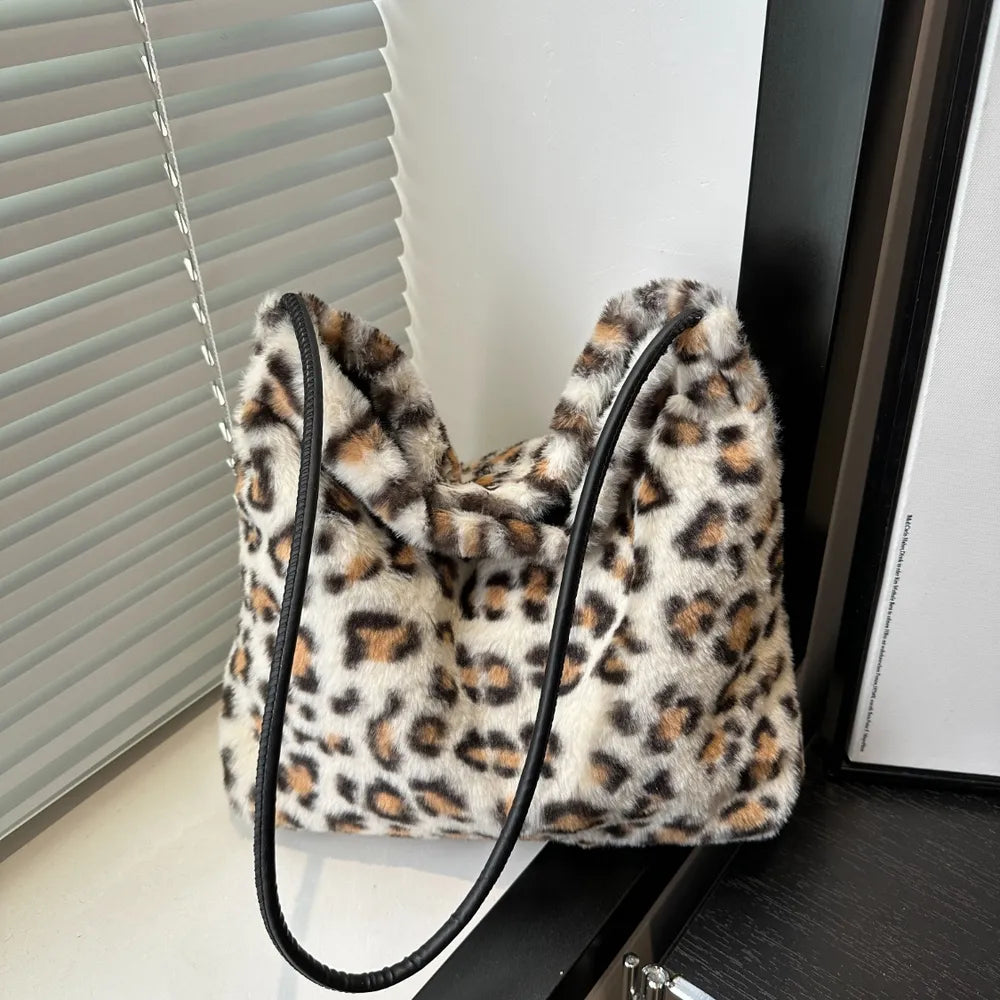 Leopard Furry Shoulder Bag - Korvel