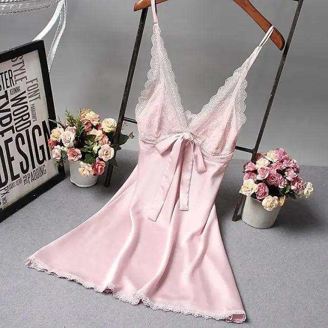 Elegant Pink Silk Bathrobe with Lace Trim for Women - Perfect for Bridesmaids and Lounging - Korvel