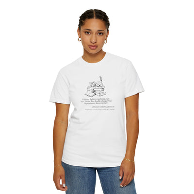 Camiseta Unisex Gato Literario - Una Lucha de Reyes
