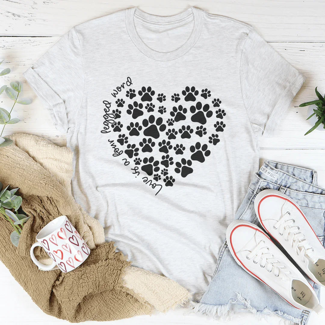 Camiseta "El amor es una palabra de cuatro patas"
