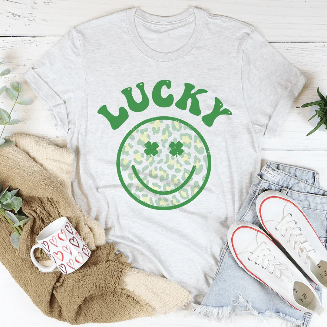 Camiseta con cara sonriente de la suerte